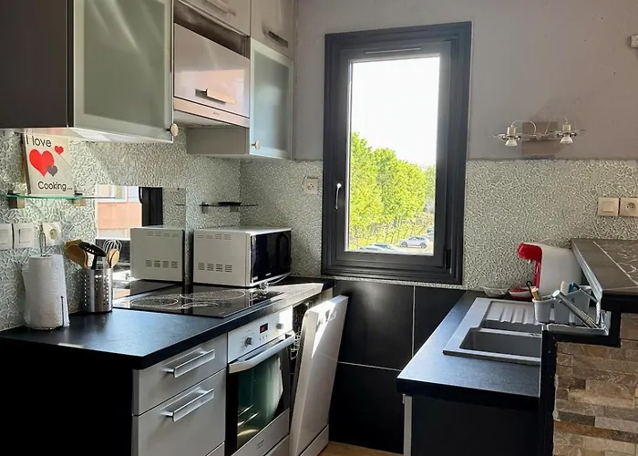 Cote Quai Du Cap D'agde - Parking - Histoire De Cles Apartment