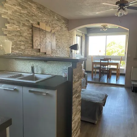 Apartment Cote Quai Du Cap D'agde - Parking - Histoire De Cles Agde