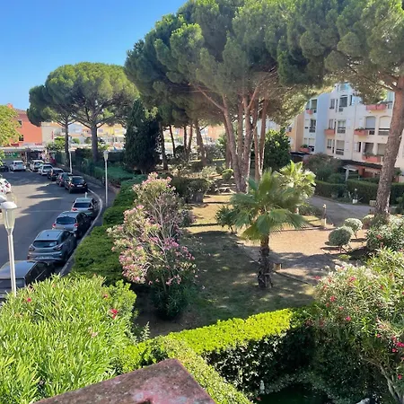 Cote Quai -t2 Vue Port Parking Prive Cap D'agde Centre Apartment Agde